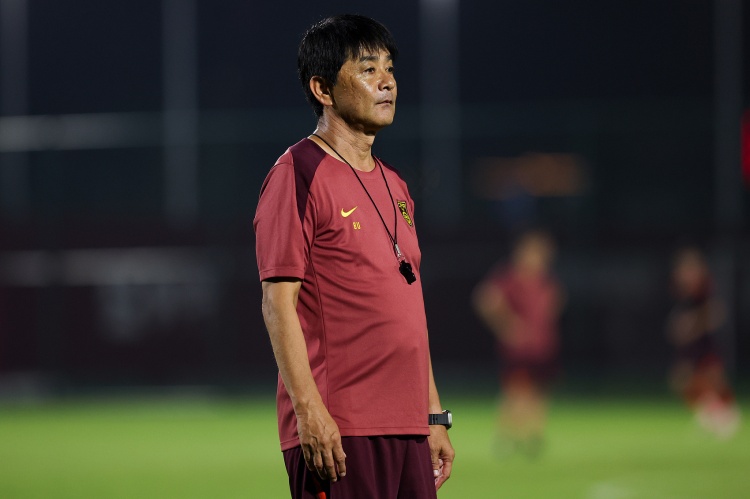 浮嶋敏低開高走：U17國足殺入決賽，臨場換位何思凡成關(guān)鍵